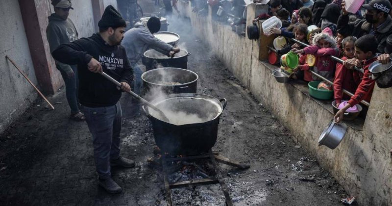 Filistinliler için Refah kentinde yemek bulmak zorlaşıyor