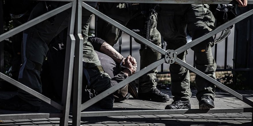 İsrail, Batı Şeria ve Doğu Kudüs'te 7 Ekim'den beri 4 bin 730 Filistinliyi gözaltına aldı