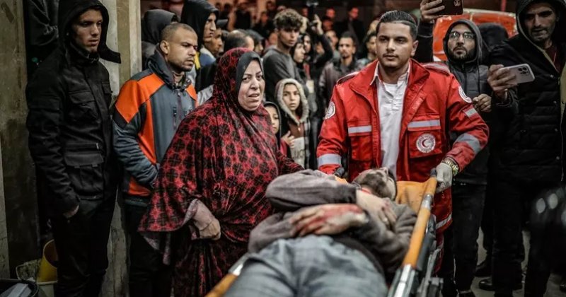 Filistin Kızılayı: Gazze'deki ekipler ile iletişim kesildi