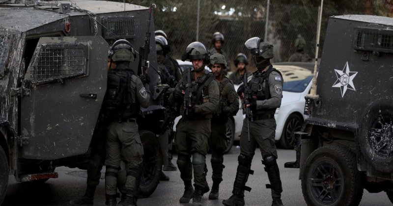 İşgalciler, Batı Şeria'da bir Filistinliyi öldürdü, 13 kişiyi yaraladı