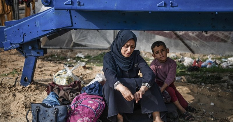 Katil İsrail'in göçe zorladığı 150 bin kişinin gidecek yeri yok