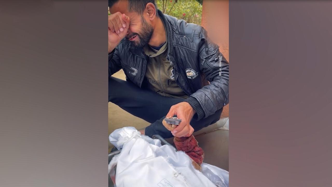“Babacığım istediğin keki getirdim!”