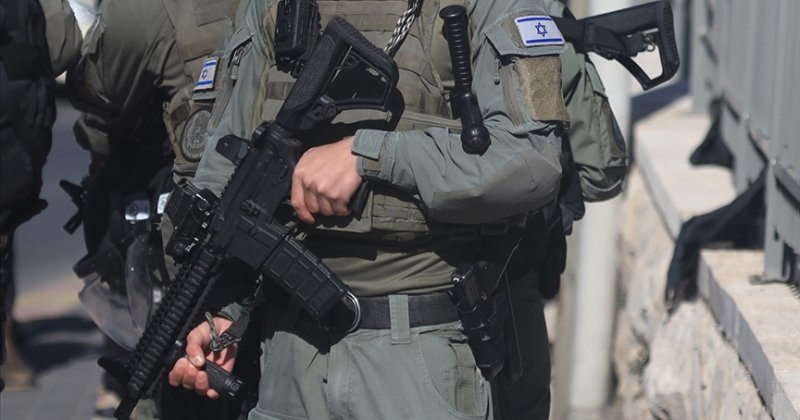 İsrailli aktivist, polisin muhalifleri taciz ettiğini söyledi