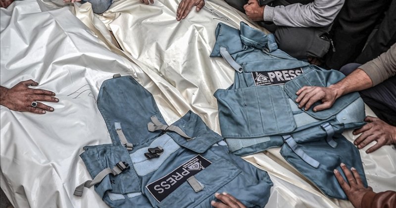Katil İsrail, Gazze'de 84 günde 106 gazeteciyi katletti
