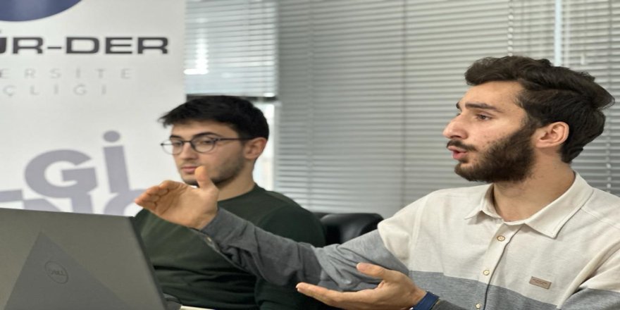 Özgür-Der Gençliği "Yeryüzünün En Büyük Hapishanesi" kitabını değerlendirdi