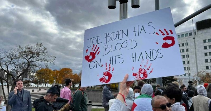 ABD'li Müslüman gruplar "Biden'ı terk edin" kampanyası başlattı