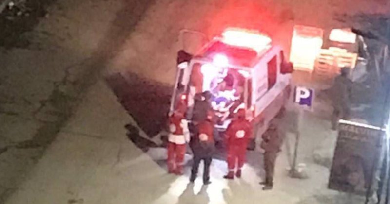 17 yaşındaki ağır yaralı Filistinli çocuk hastane yolunda gözaltına alındı