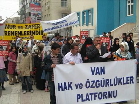 Van’da 86. Başörtüsü Eylemi