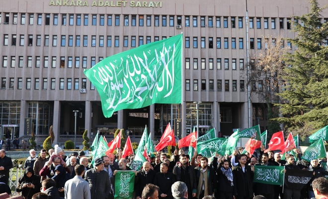 Ankaralılardan tevhid bayrağına yönelik hadsizliğe tepki