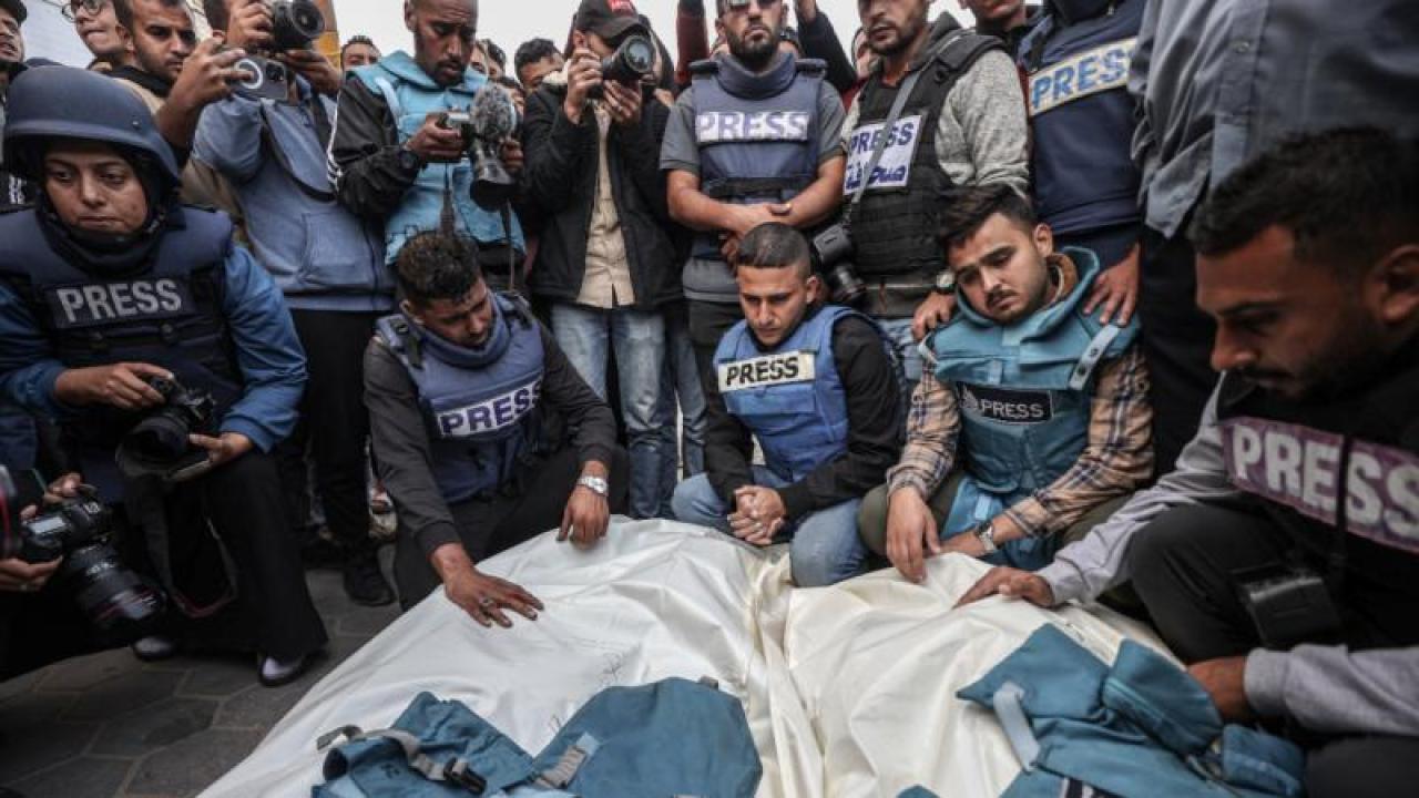 Terör devleti İsrail dünyada 2 yılda öldürülen gazeteciyi 3 ayda öldürdü