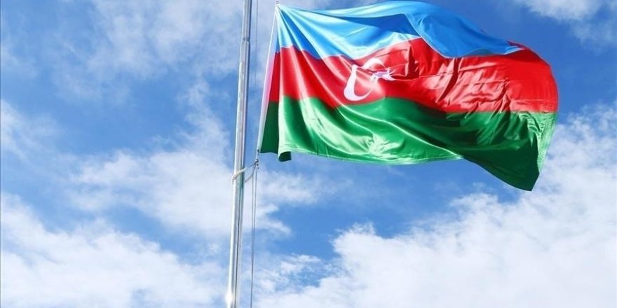Azerbaycan'da erken cumhurbaşkanı seçiminde 7 aday yarışacak
