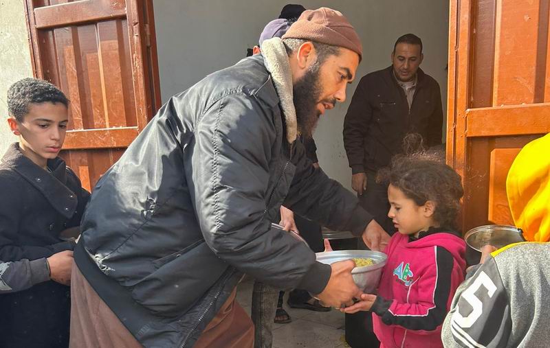 Özgür-Der Gazze’de yardım faaliyetlerini sürdürüyor