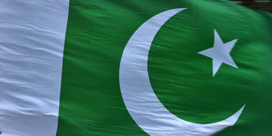 Pakistan, İran'ın saldırısına karşı verilecek yanıtı tartışıyor