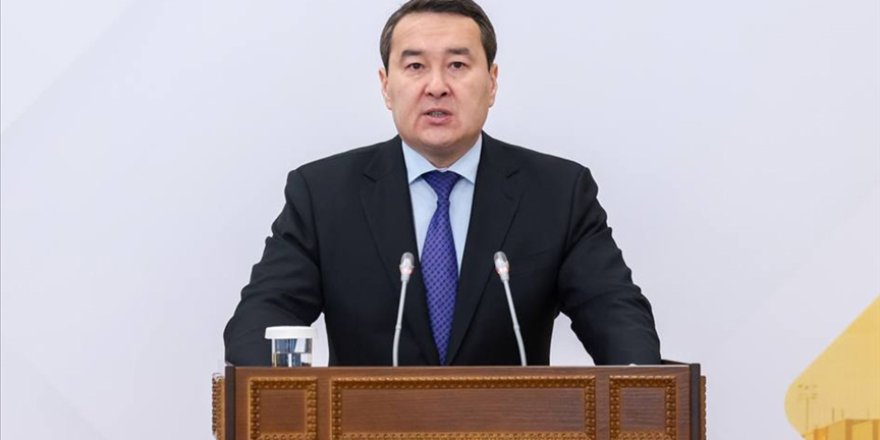 Kazakistan’da hükümet istifa etti