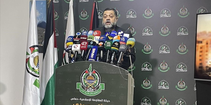 Hamas yetkilisi Hamdan: Netanyahu vakit kazanmak için savaşı uzatıyor