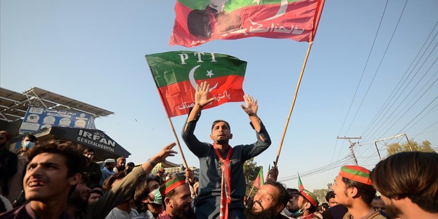 Pakistan'da tutuklu İmran Han'ın partisi PTI, 2 siyasi partiyle ittifak kuracak