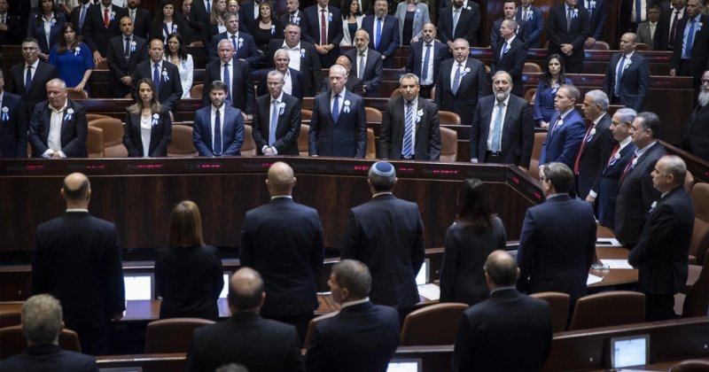 İşgal rejimi, UNRWA'nın faaliyet yasağına ilk onayı verdi