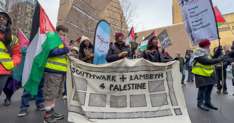 İsrail’e silah satan İngiliz şirket protesto edildi