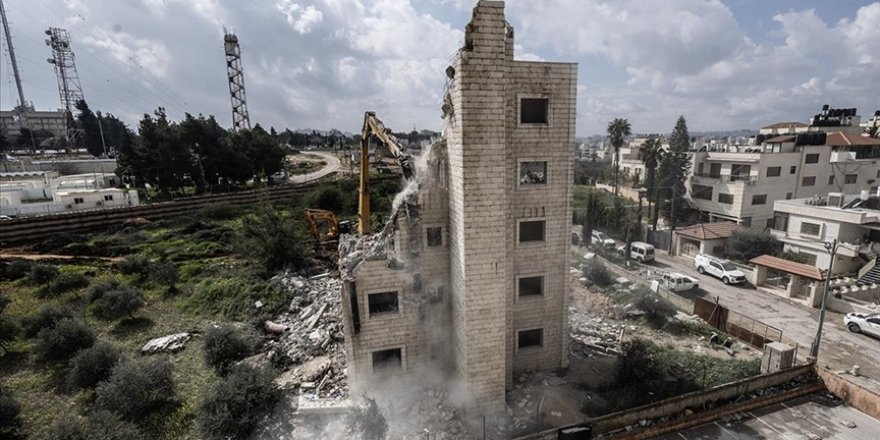 İsrail, işgal altındaki Doğu Kudüs’te Filistinlilere ait bir binayı yıktı