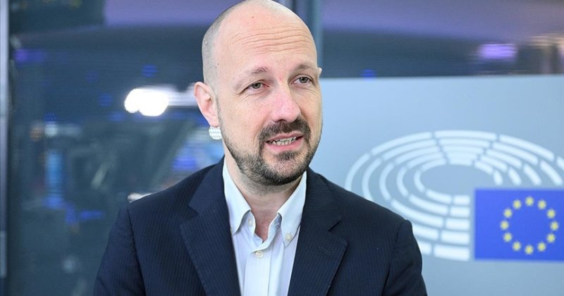 AP Milletvekili Botenga: İsrail'e silah göndermek soykırıma doğrudan suç ortaklığıdır