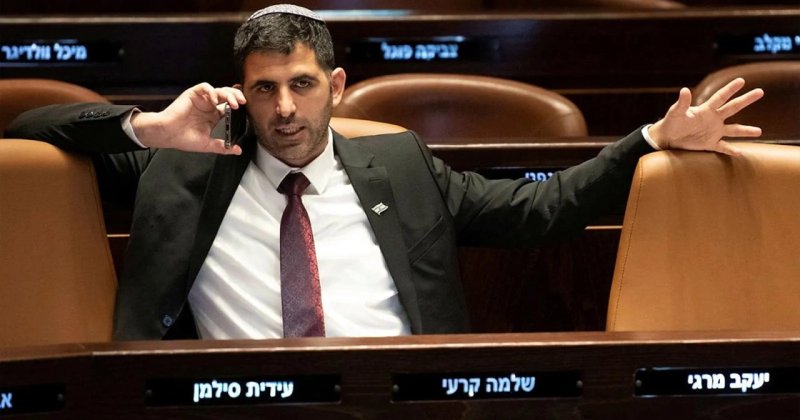 Siyonist İletişim Bakanı, Al Jazeera kapatma prosedürlerini tamamladı