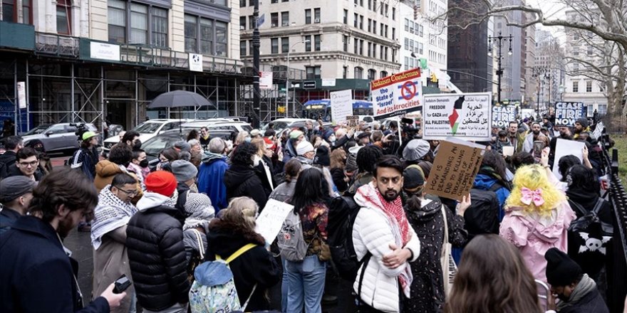 New York'ta, Gazze'de acil ateşkes için 24 saat sürecek miting düzenleniyor