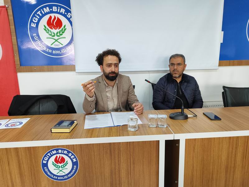 Kriz ve imkân bağlamında gençlik