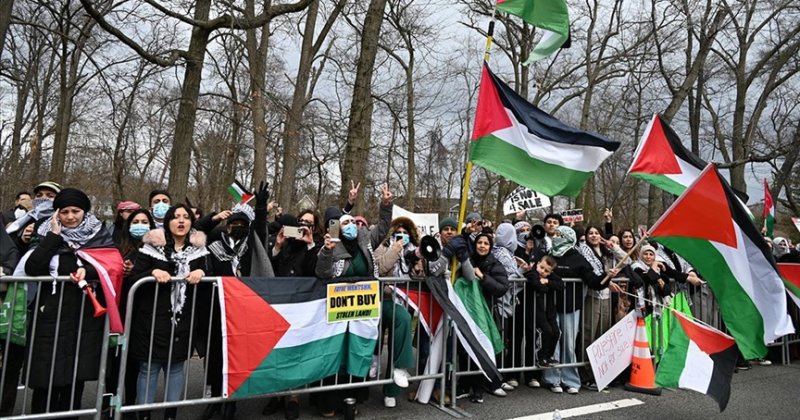 ABD'deki bir sinagogda yapılan Filistinlilere ait gayrimenkul satışı protesto edildi