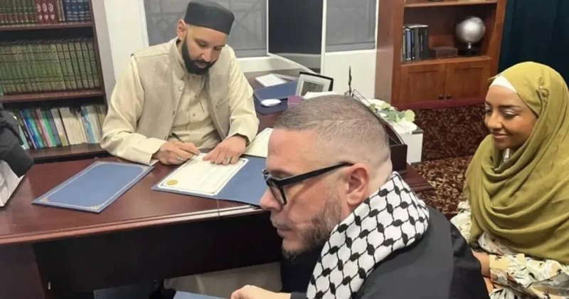 ABD'li yazar ve aktivist King, ramazana girerken İslam'ı seçti