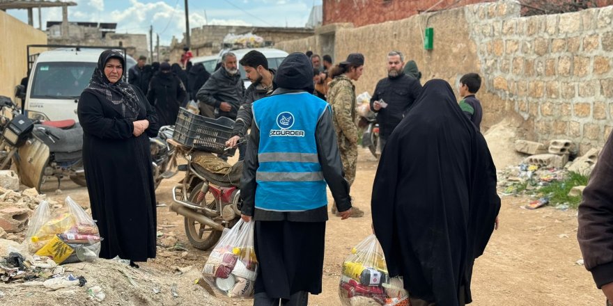 İdlib’de gıda ve iftar yardımı yapıldı