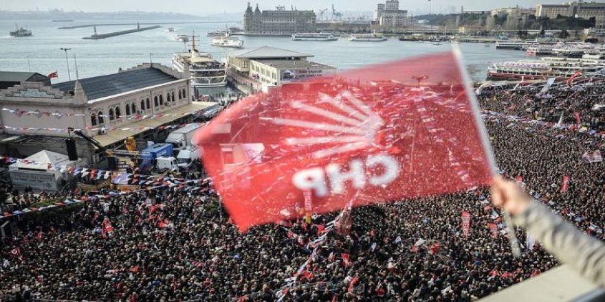 CHP toplumu nasıl dönüştürüyor?