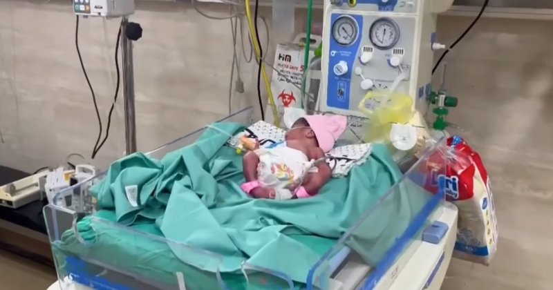 Gazze'de çocuklar açlıktan ölüyor