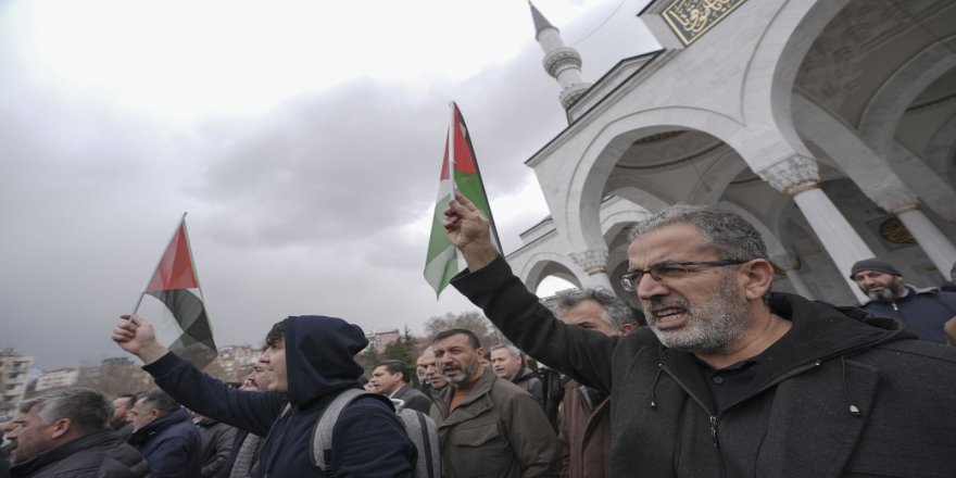 Katil İsrail'in Gazze'ye yönelik saldırıları Ankara'da protesto edildi