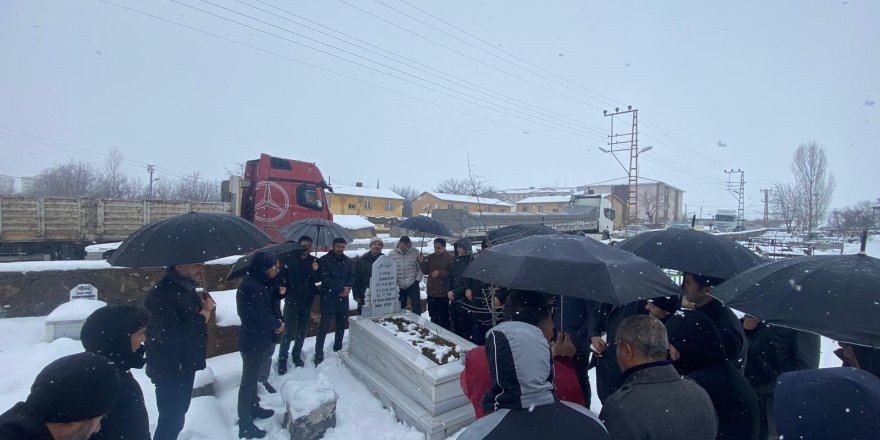 Tatvan’da Ersin Sönmezler’i anma programı yapıldı