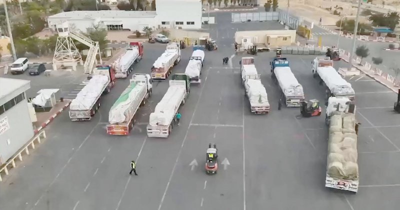 Katil İsrail Gazze'nin kuzeyine yönelik gıda yardımlarını engelliyor