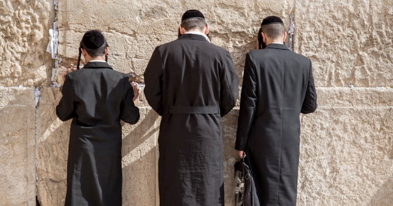 İsrail'de Ortodoks Yahudilerin askerlik krizi büyüyor