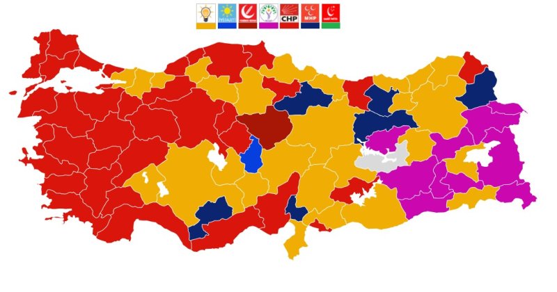 Siyaset adına oluşturduğumuz ezberleri gözden geçirmeliyiz