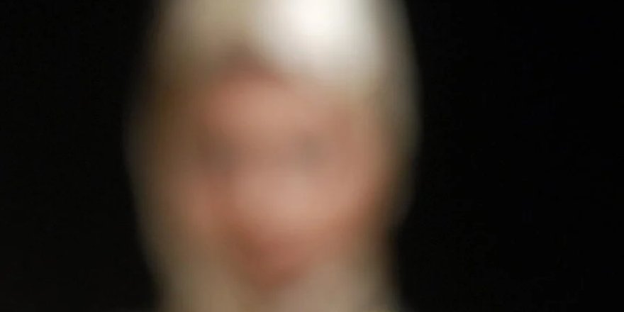 İsveç'te başörtülü olduğu için işten çıkarılan kadına tazminat ödenecek