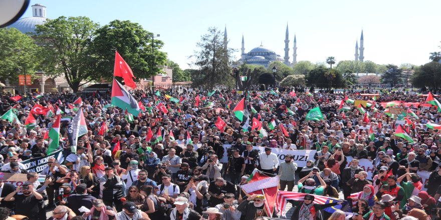Filistin çığlığı Ayasofya'da yankılandı: Gazze’yi unutma!