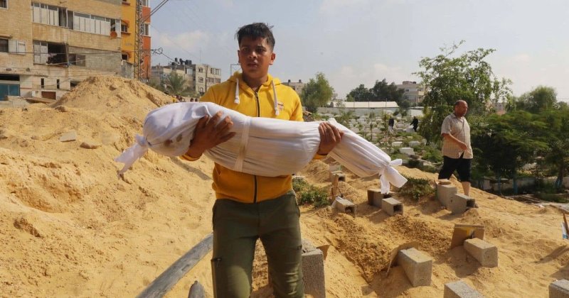 Han Yunus'ta bulunan toplu mezarlar görenleri dehşete düşürüyor