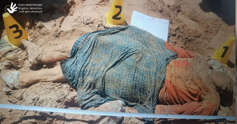 Gazze'deki toplu mezarlarda 400'e yakın ceset bulundu