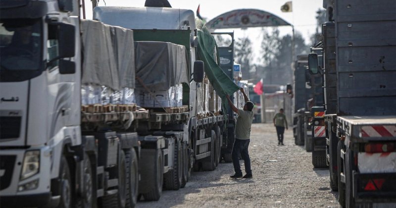 Gazze'ye bir haftada sadece 49 yardım tırı ulaştı