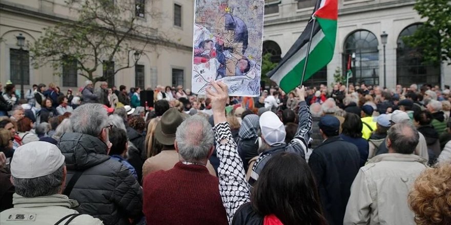 İspanyol sanatçılar ve aydınlar Filistin'e destek için bir araya geldi