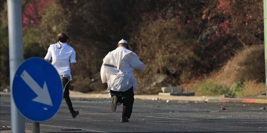 Siyonist yerleşimciler Batı Şeria'da Filistinlilere saldırdı