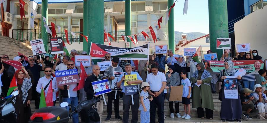 Fethiye'de Gazze ile dayanışma eylemi gerçekleştirildi