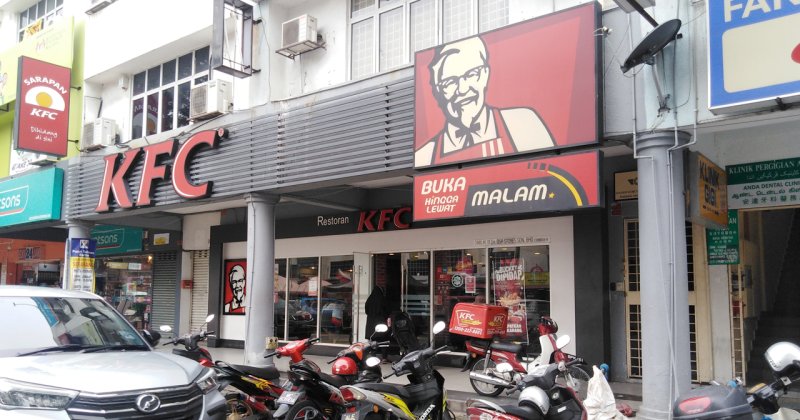 KFC boykot sebebiyle Malezya'daki 100'den fazla mağazasını kapattı
