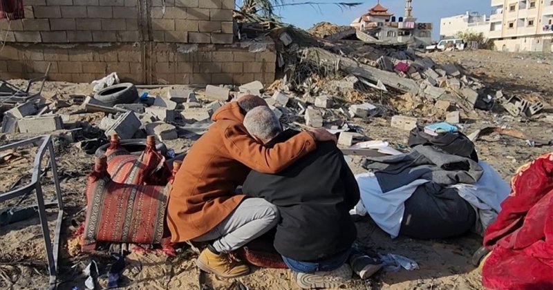 Gazze'de enkaz altında kalan 10 binden fazla kişi kayıp