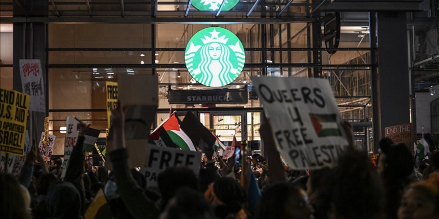 Katil İsrail’in işbirlikçisi Starbucks'ın geliri düşmeye devam ediyor