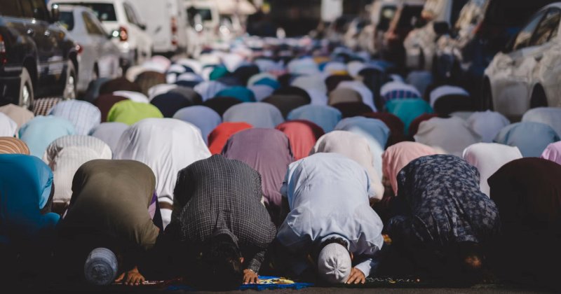 İtalya'da Müslümanların namaz kılacak ibadethanesi yok