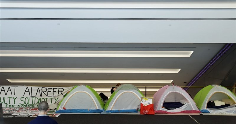 BD'deki New School Üniversitesinde akademik personel Filistin'e destek kampı kurdu